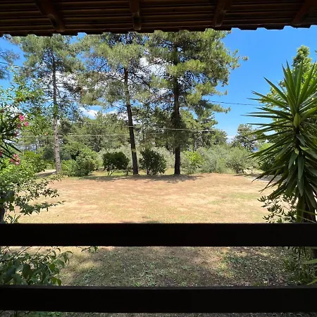 Pine-house Vakantiehuis *