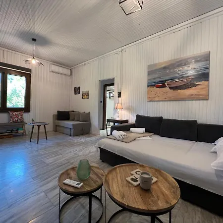Pine-house Holiday home