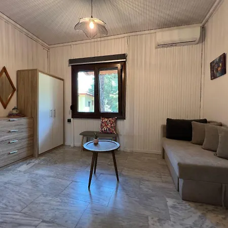 Pine-house Holiday home Glykadi